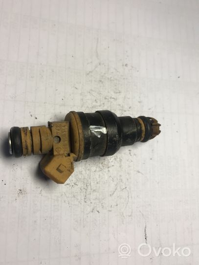 BMW 7 E32 Fuel injector 0280150714