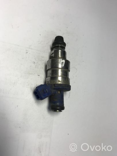 Ford Escort Injecteur de carburant 88WFA2A