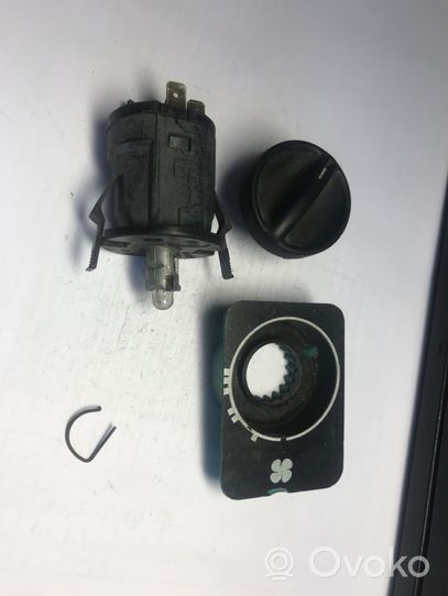 Ford Sierra Interior fan control switch 82GG18578AA