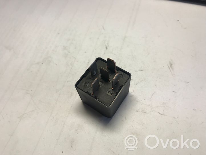 Ford Focus Other relay F0AB14B192AA