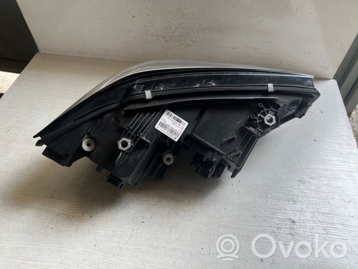 BMW 3 G20 G21 Faro/fanale A9948169508