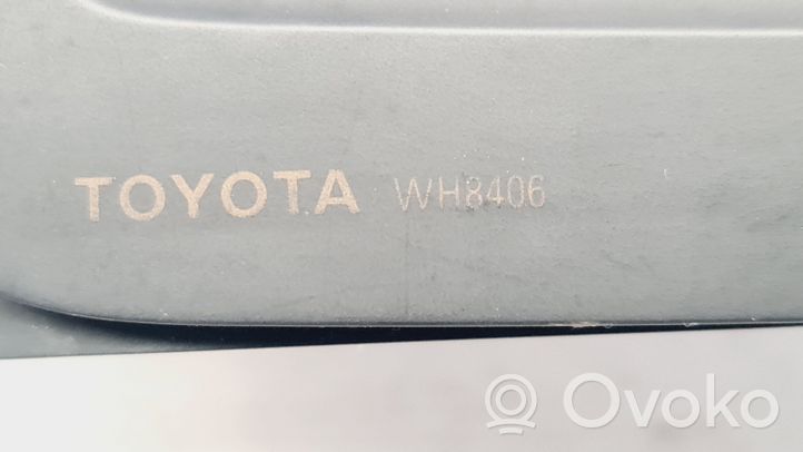 Toyota Avensis T220 Radio/CD/DVD/GPS-pääyksikkö WH8406