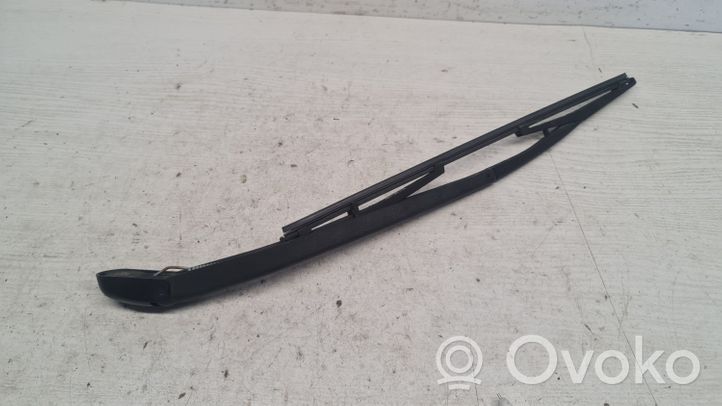 Fiat Punto (188) Rear wiper blade arm 