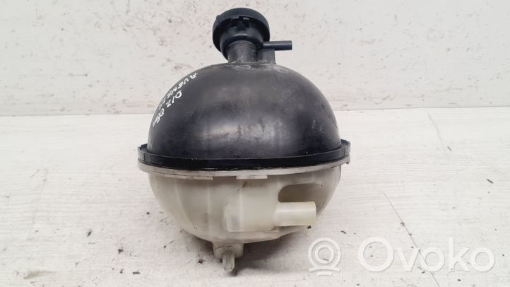 Toyota Avensis T250 Vase d'expansion / bouchon de réservoir de liquide de refroidissement 51994A0F