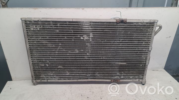 KIA Clarus Radiateur condenseur de climatisation OK9A261500E