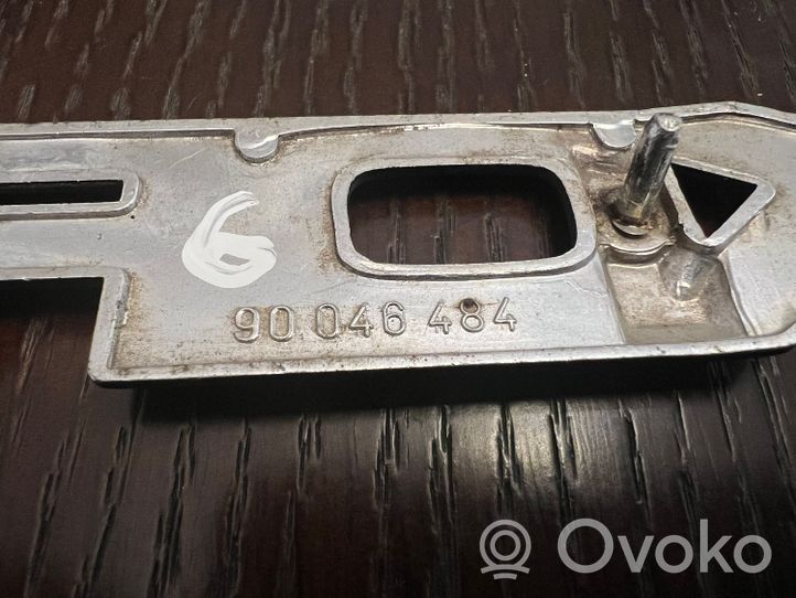 Opel Rekord E2 Emblemat / Znaczek tylny / Litery modelu 90046484