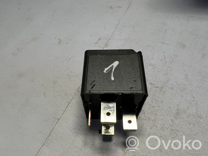 Ford Focus Other relay BU5T14B192AA