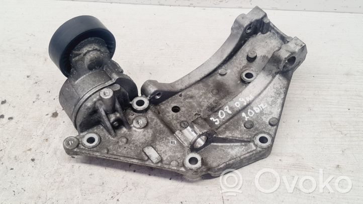 Peugeot 308 Support de générateur / alternateur 9682367380