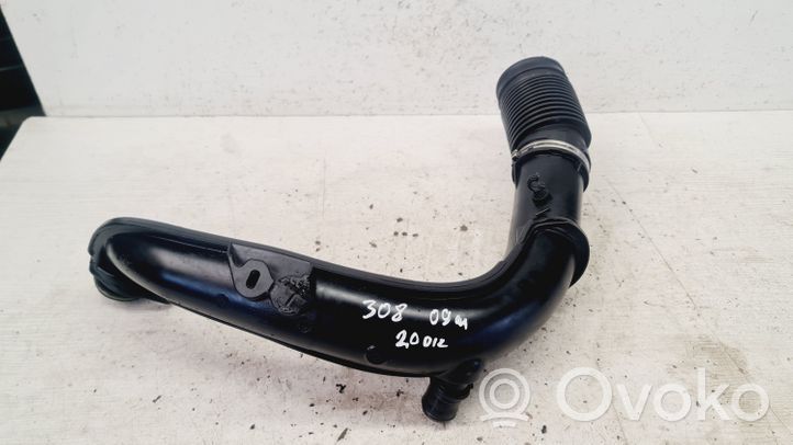 Peugeot 308 Tube d'admission de tuyau de refroidisseur intermédiaire 9685154380