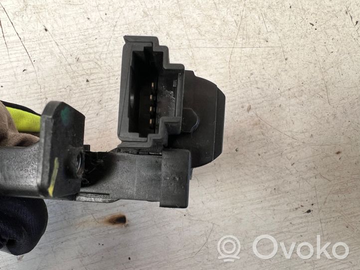 Renault Clio II Tailgate/trunk/boot lock/catch/latch 8200257615