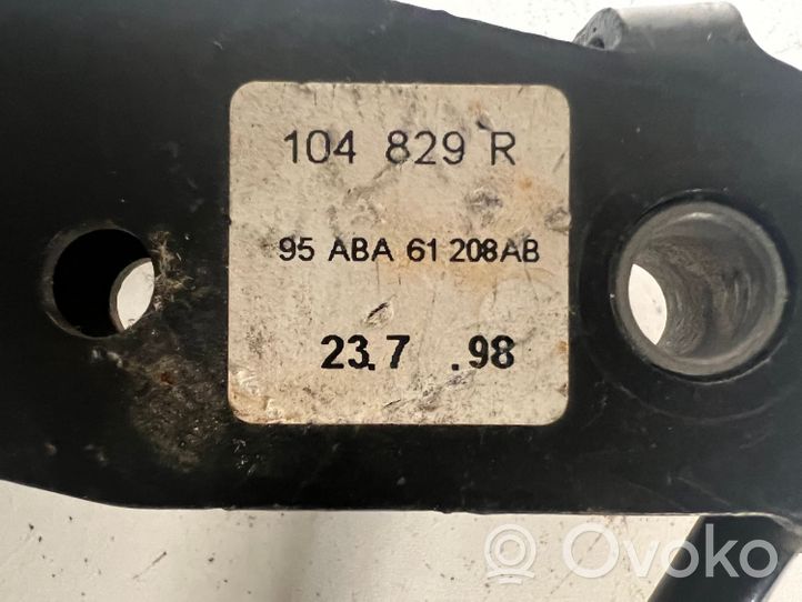 Ford Puma Klamra przedniego pasa bezpieczeństwa 01954F220798