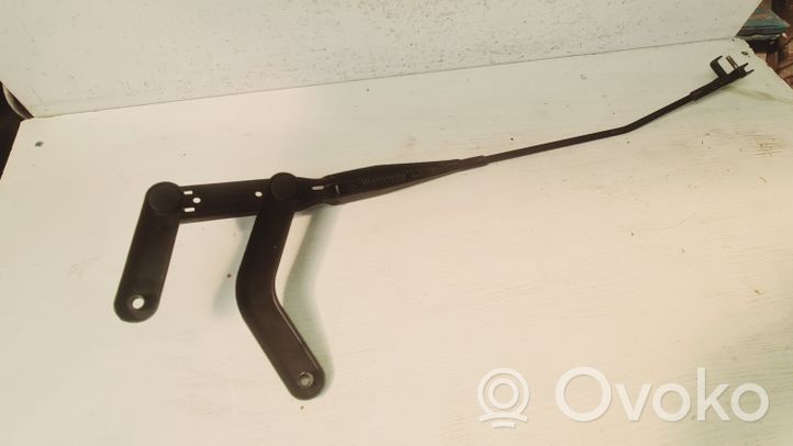 Ford C-MAX I Front wiper blade arm 3M5117526CD