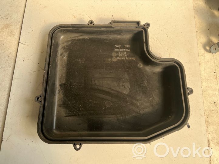 Audi A4 S4 B5 8D Coperchio scatola dei fusibili 8D2907613A