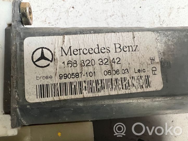 Mercedes-Benz A W168 Moteur de lève-vitre de porte arrière 1688203242