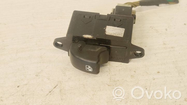 Chevrolet Tacuma Electric window control switch 96190777