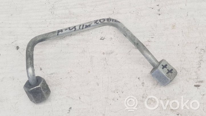 Audi A4 S4 B8 8K Tuyau d'alimentation d'injecteur de carburant 070926