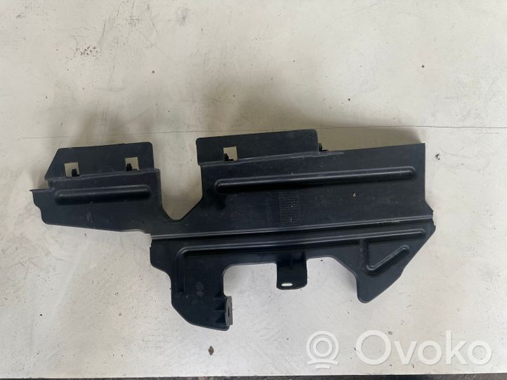 Toyota Corolla Verso AR10 Déflecteur d'air de radiateur de refroidissement 532850F010