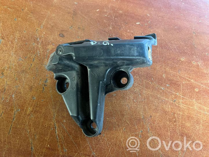 Citroen C4 II Soporte de montaje del parachoques trasero 9671246480