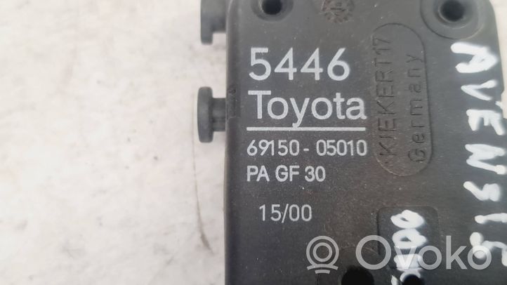 Toyota Avensis T220 Keskuslukituksen moottori 6915005010