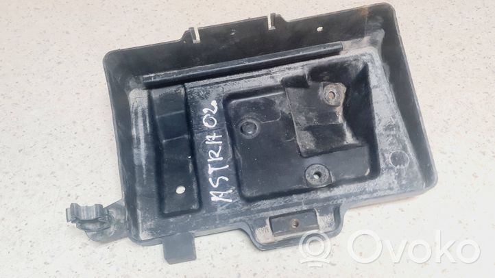 Opel Astra G Battery tray 09132098