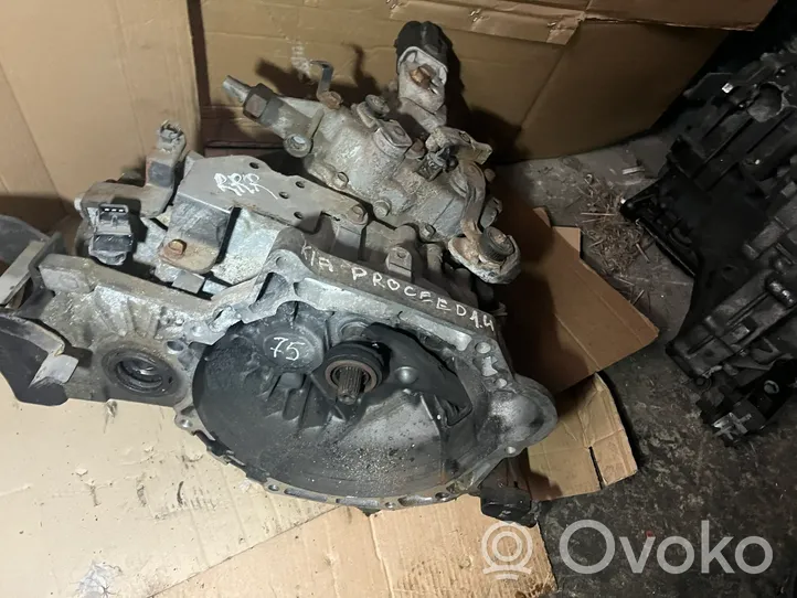 KIA Pro Cee'd I Manual 5 speed gearbox 