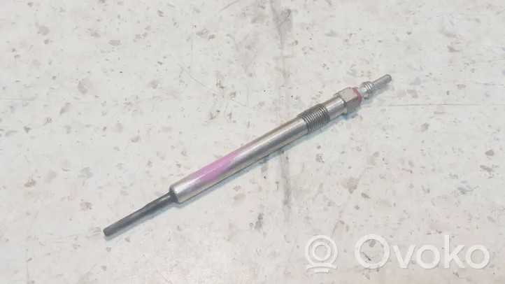 Opel Astra J Glow plug 0100266077