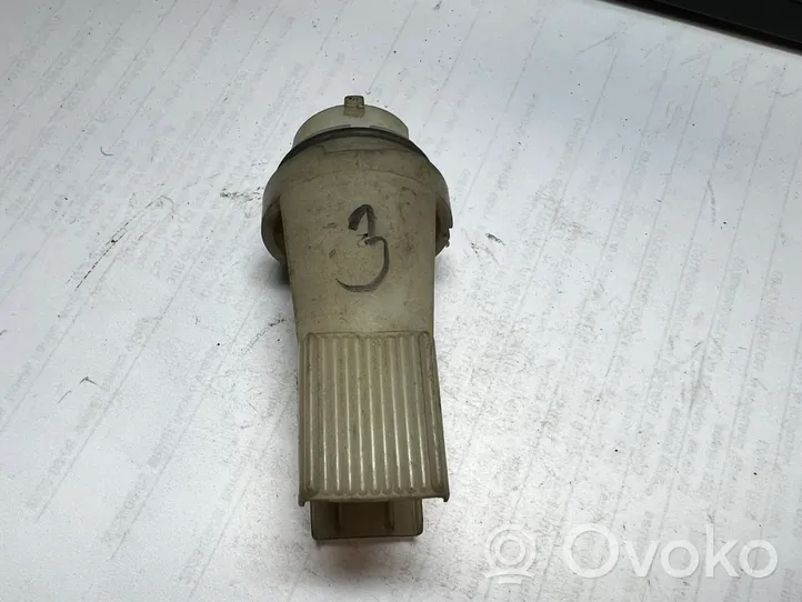 Opel Kadett E Cache-poussière de phare avant 