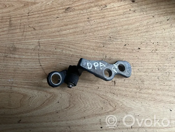 Ford C-MAX I Front door lower hinge 