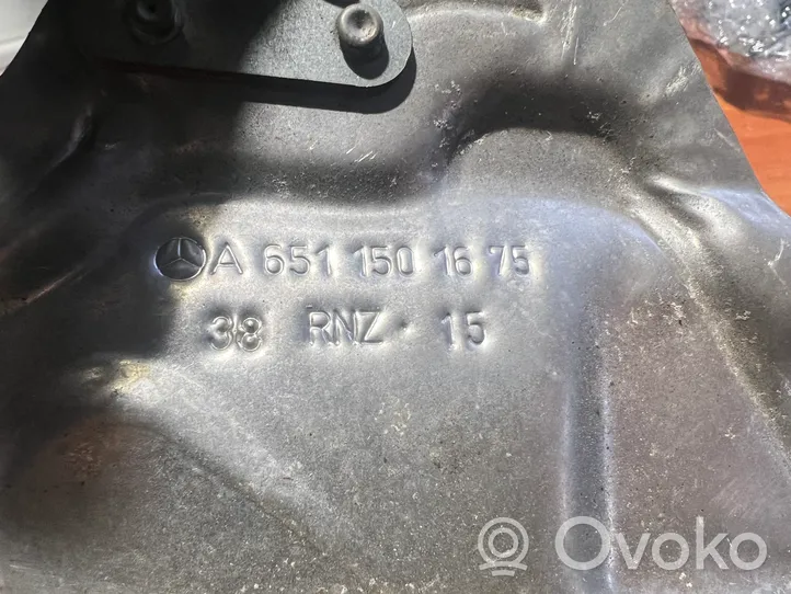 Mercedes-Benz C W205 Paracalore nel vano motore A6511501675