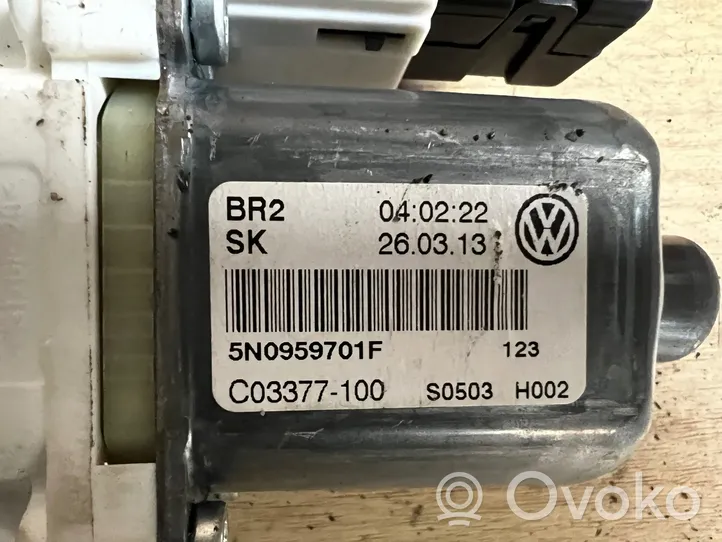 Volkswagen Tiguan Silniczek podnośnika szyby drzwi przednich 5N0959701F