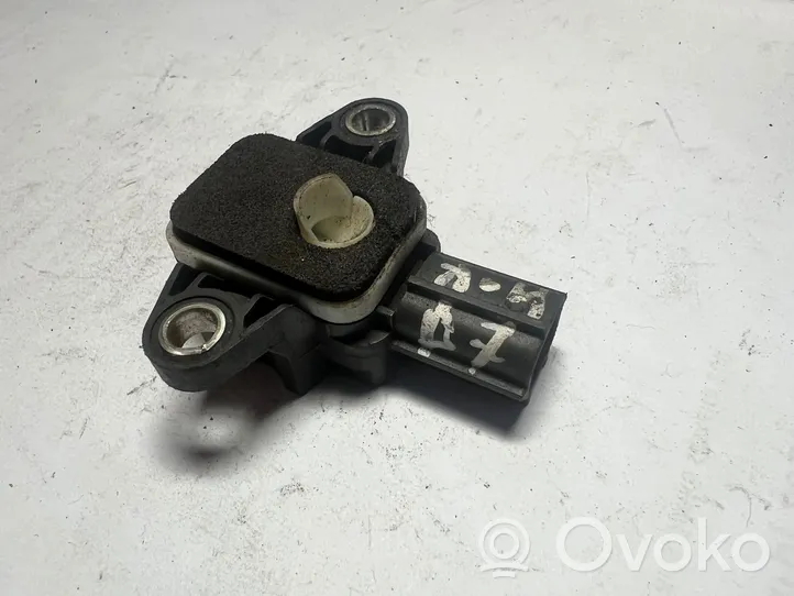 Audi A4 S4 B7 8E 8H Sensore d’urto/d'impatto apertura airbag 8P0955557