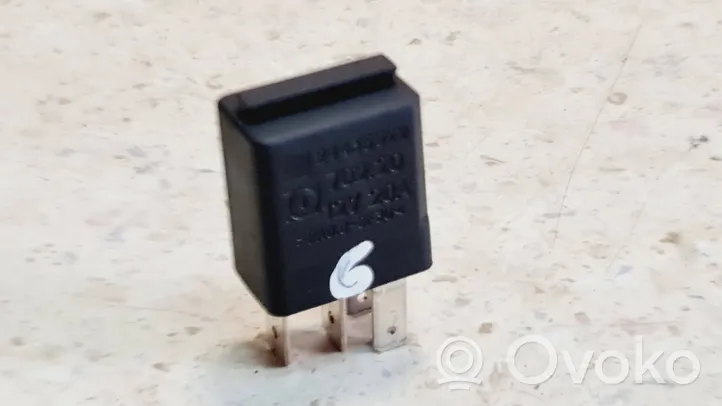 Opel Meriva A Other relay 24435922