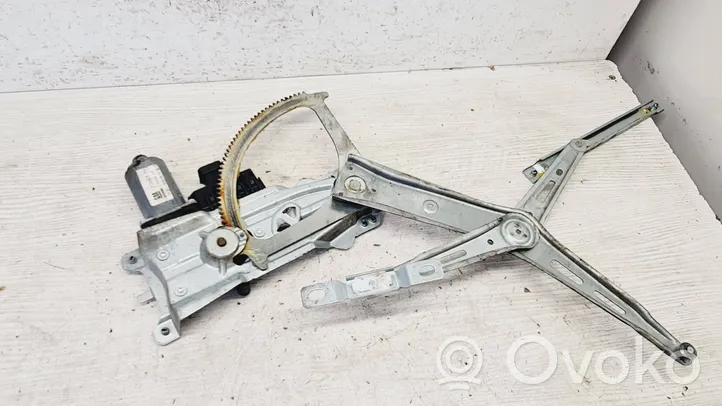 Opel Zafira B Front door window regulator with motor 13132435