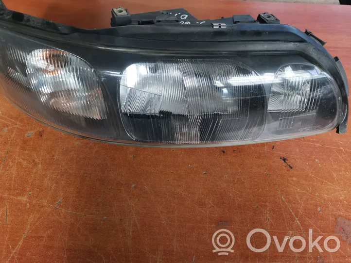 Volvo S60 Lampa przednia 89006821