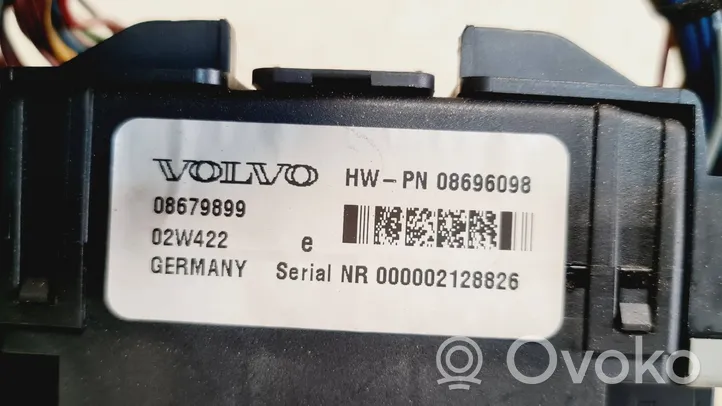 Volvo S60 Module de fusibles 08679899