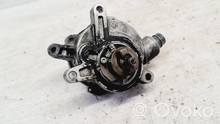 Volvo S60 Vacuum pump 08658230