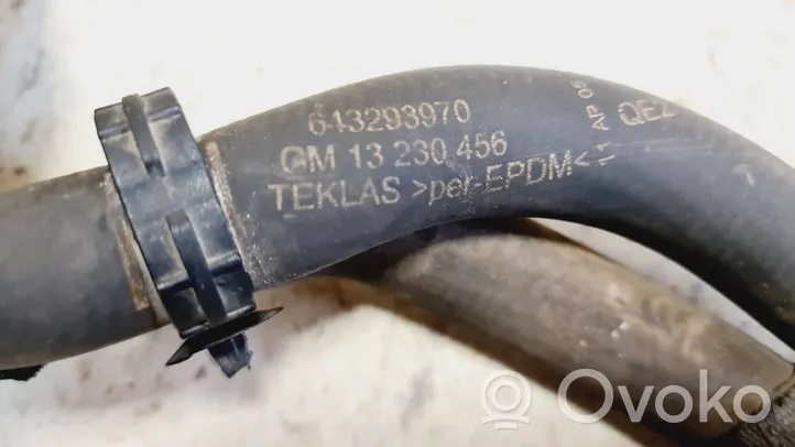 Opel Zafira B Wąż / Przewód nagrzewnicy chłodnicy 13230456