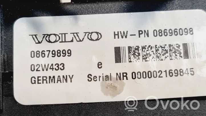 Volvo S60 Module de fusibles 08679899