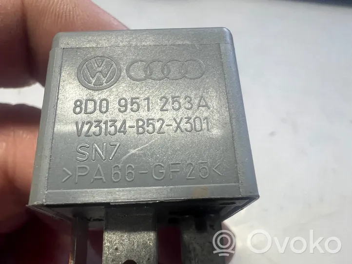 Audi A3 S3 8L Other relay 8D0951253A