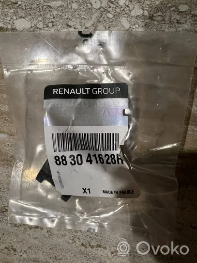 Renault Clio V Takaistuin 883041628H