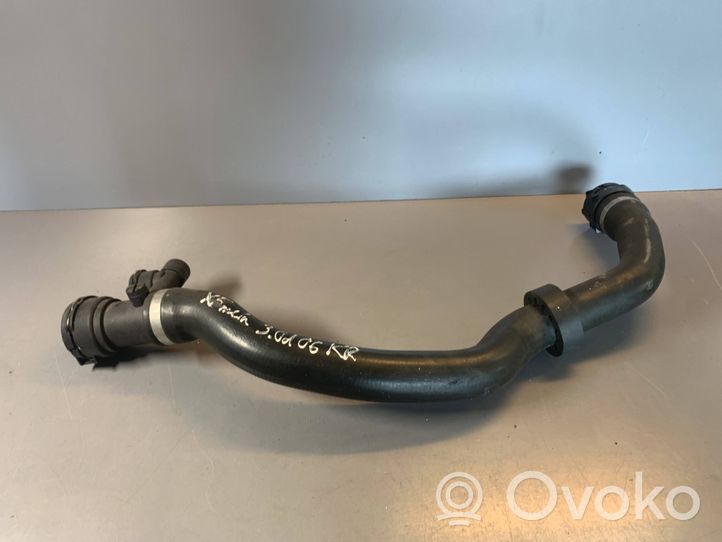 BMW X5 E53 Tubo flessibile del liquido di raffreddamento del motore 7788276