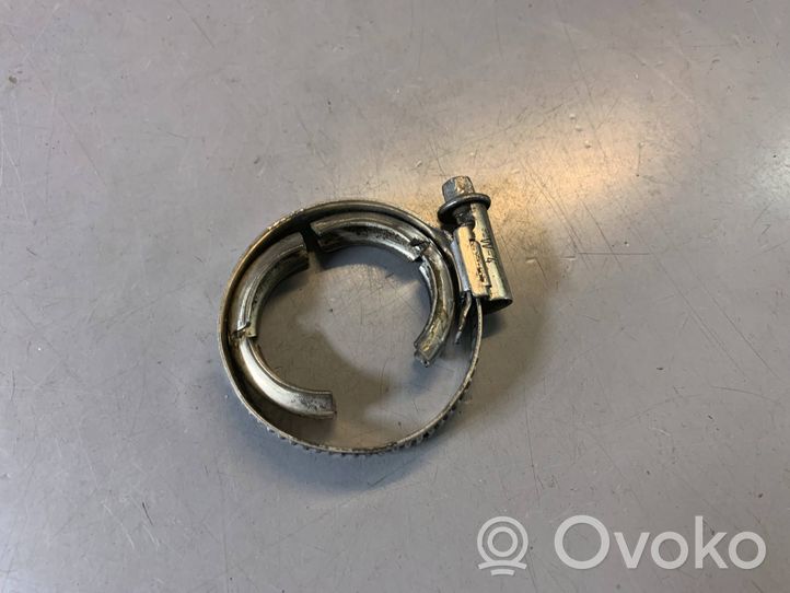 BMW X5 E53 Linea/tubo flessibile della valvola EGR 11717786146