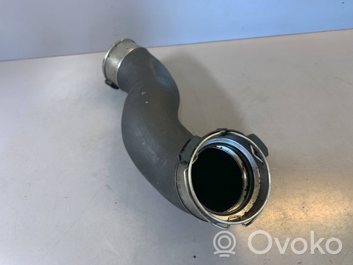 BMW 5 GT F07 Tube d'admission de tuyau de refroidisseur intermédiaire 8516509