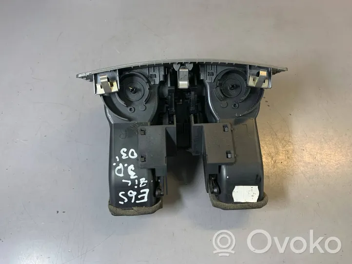 BMW 7 E65 E66 Aizmugurējā gaisa - ventilācijas reste 64227002395