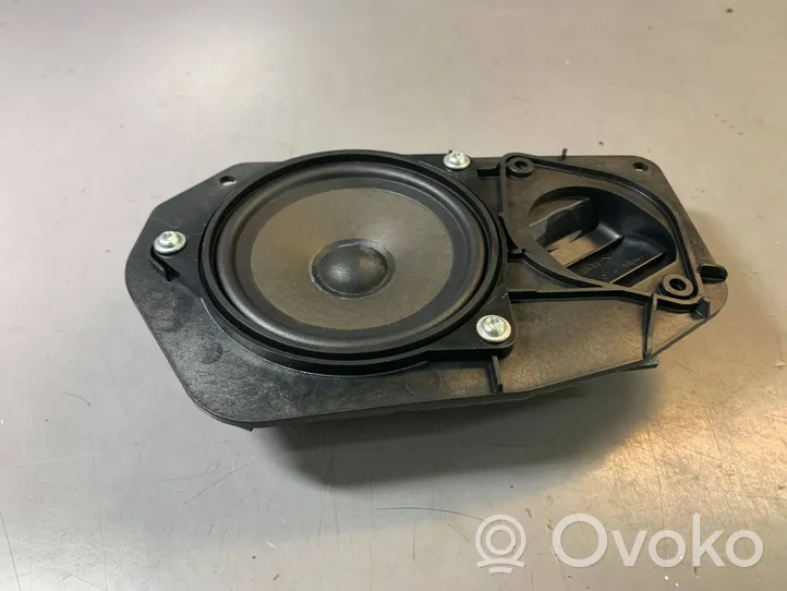 BMW 5 E60 E61 Enceinte de plage arrière 65126934419