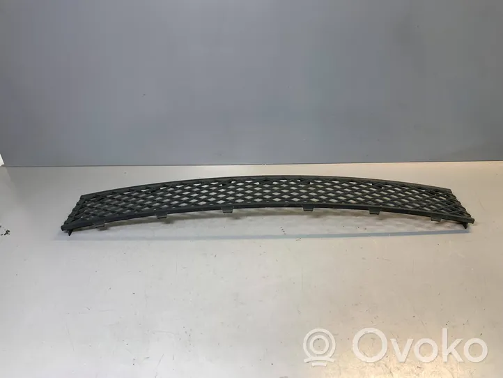 BMW 7 F01 F02 F03 F04 Etupuskurin alempi jäähdytinsäleikkö 7183870