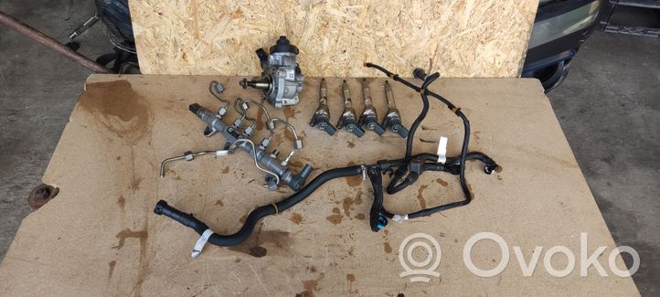 BMW 4 F36 Gran coupe Set sistema iniezione carburante 8514148