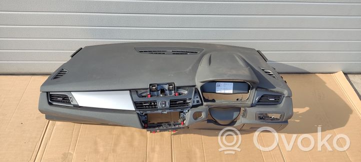 BMW 2 F45 Panelė 9378912