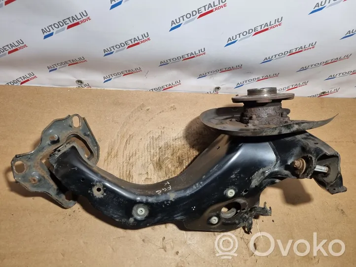 BMW X2 F39 Pivot de moyeu arrière 6851579