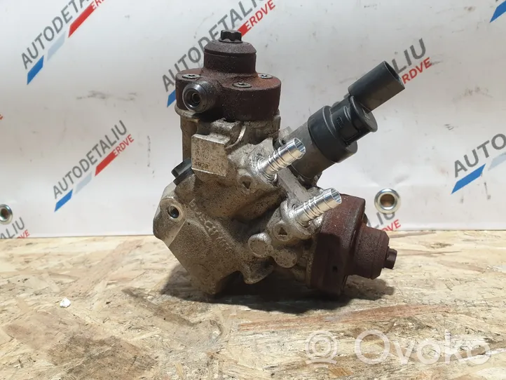 BMW X3 F25 Fuel injection high pressure pump 7823463